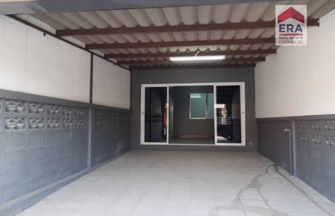 Vายทาวน์เฮ้าส์ 1 ชั้น รีโนเวททำใหม่ พร้อมเข้าอยู่  หมู่บ้านประทานพร เก้ากิโล