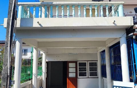 -ทาวน์เฮ้าส์2ชั้น หมู่บ้านเมืองใหม่วิลล่า ซอย 4 ​(หลังริม)