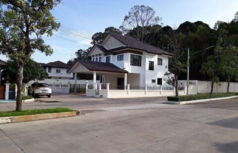 🏡🥰#Vายบ้านเดี่ยว2ชั้นพร้อมสนามกว้างรั้วบ้านไม่ติดบ้านอื่น   ✅#โครงการโกลเด้นปาร์คศรีราชา ชลบุรี