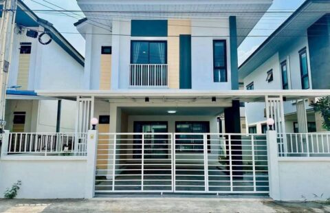 K#บ้านแฝดสไตล์เดี่ยว2ชั้น #กำลังรีโนเวทใหม่ทั้งหลัง  📌 พิกัด : #เดอะเพอร์เฟคฮิลล์ เหมือง (The Perfect Hill Nongmon) 🏠