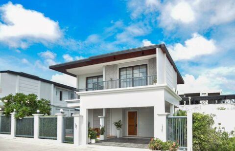 NEW HOUSES PROJECT IN PATTAYA🏠🏠  📢📢 บ้านเดี่ยวหรู สไตล์ Classic Model ชานเมืองพัทยา