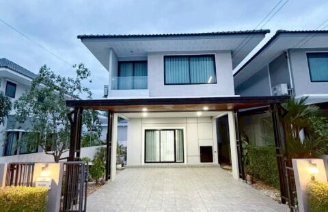 🏡 #ให้เช่า #บ้านแฝด2ชั้นศรีราชา   #หมู่บ้านมณีรินทร์ไพรเวซี่ศรีราชา เนื้อที่ 45 ตร.วา  A(28/11/68)