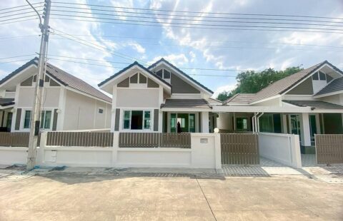 #หัวกุญแจ #มาบปู #บ้านบึง A(1/02/69.) 🏡✨ บ้านเข้าใหม่ โครงการมือ 1 #หมู่บ้านอยู่สบาย  บ้านแฝด ทำเลทองติดถนนใหญ่